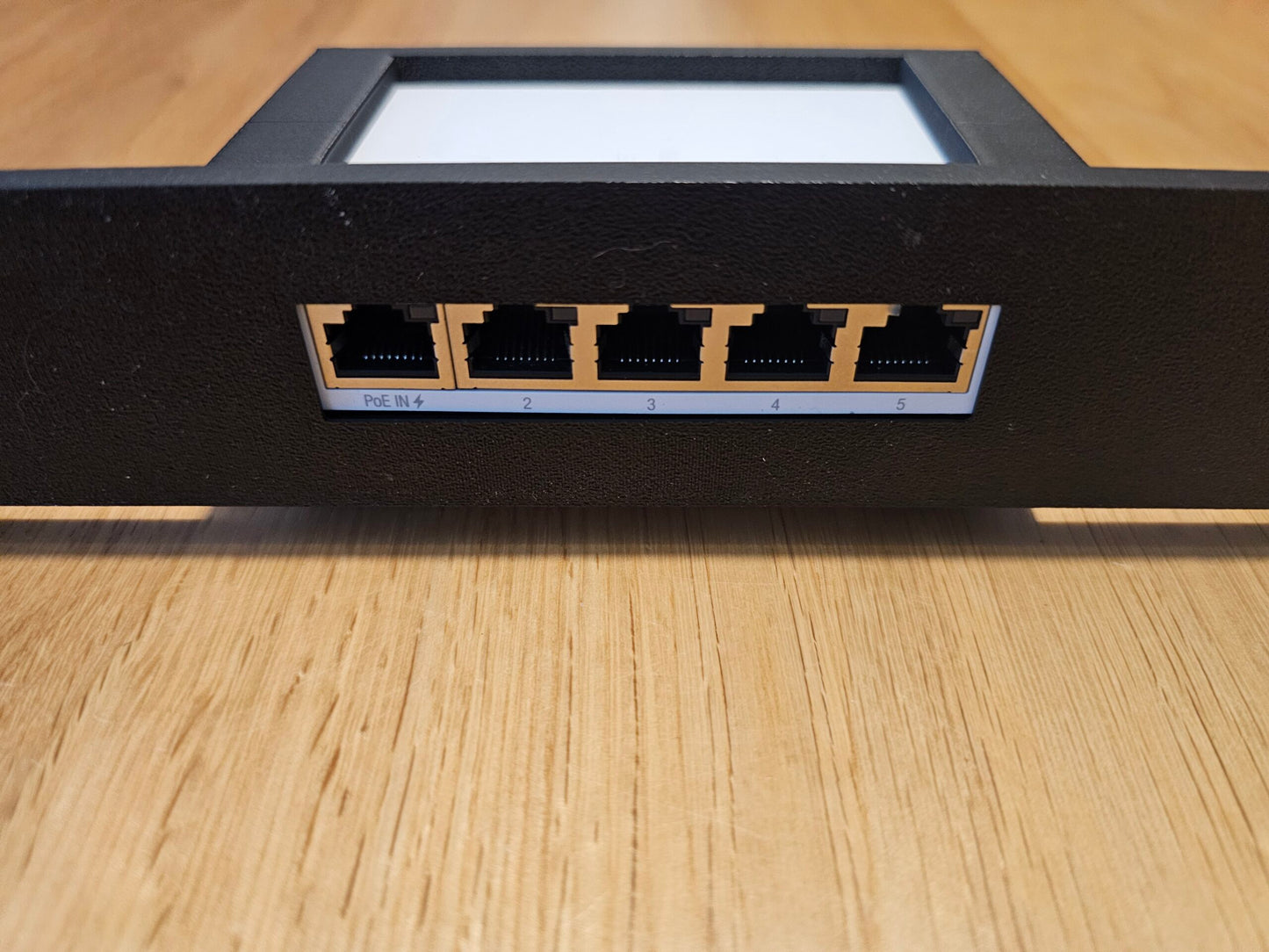 Ubiquiti Mini Rack - "USW-Flex-Mini" image