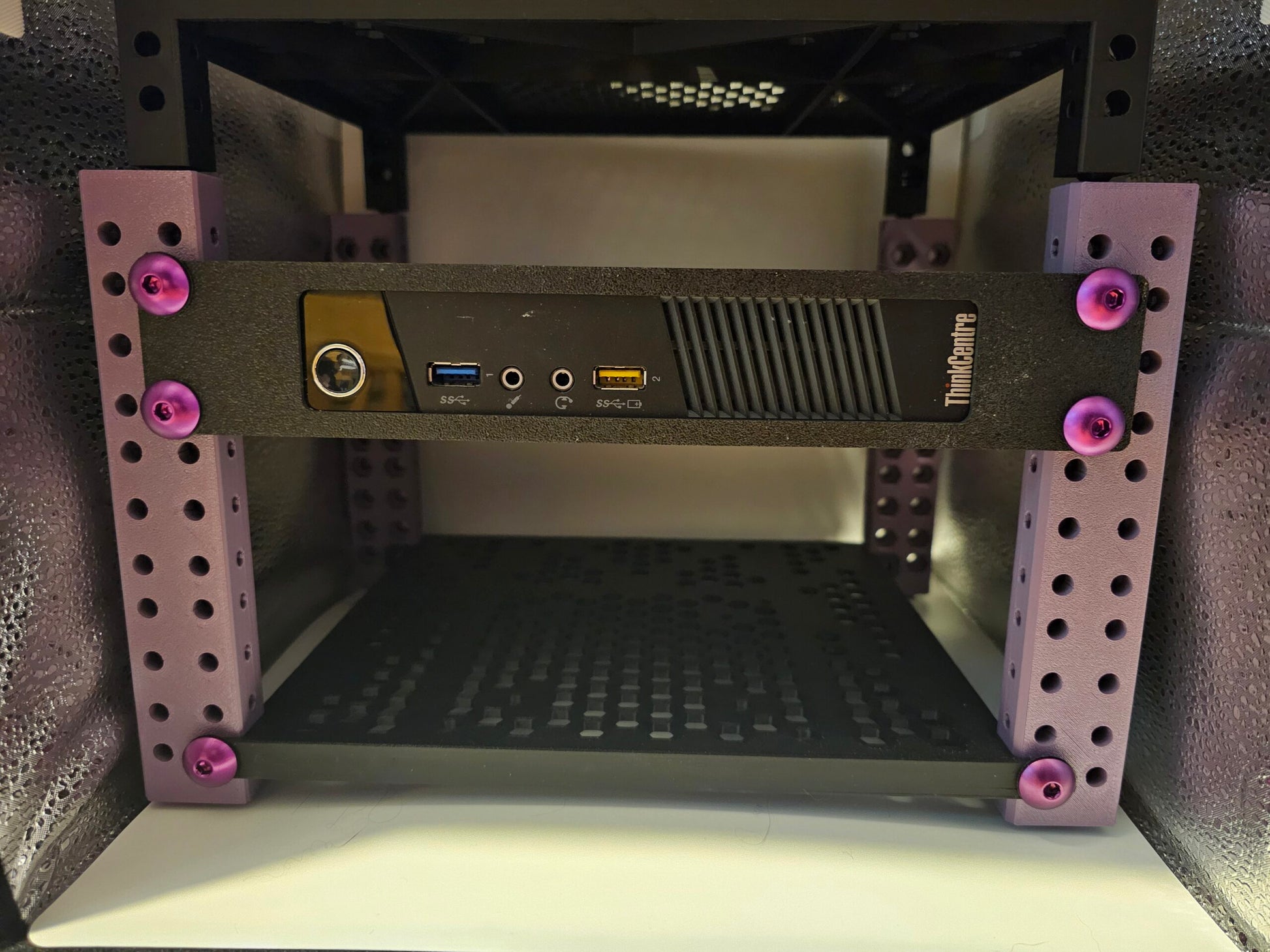 Lenovo Thinkcentre M93P 10" 1U Rackmount image 0