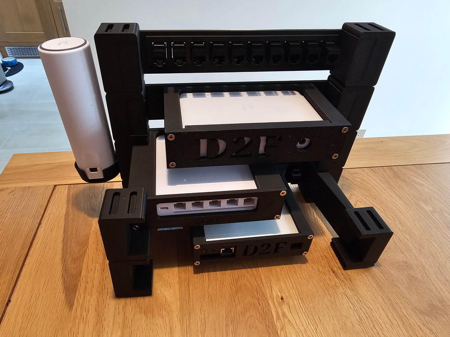 Ubiquiti Mini Rack image 2