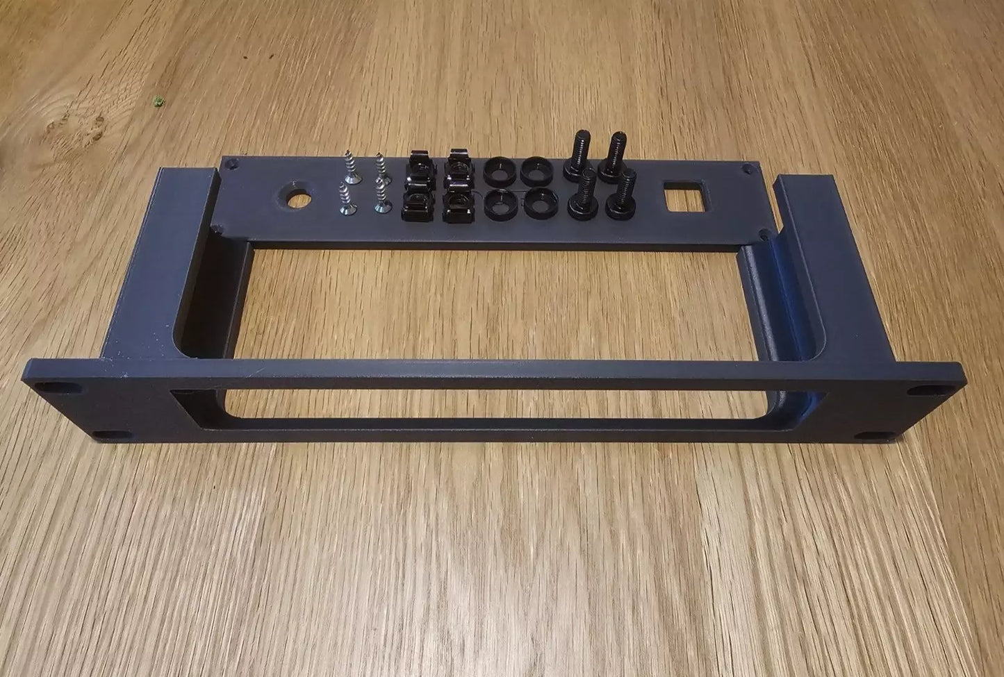 Ubiquiti Unifi USW-Ultra 10" 1U Rack Mount